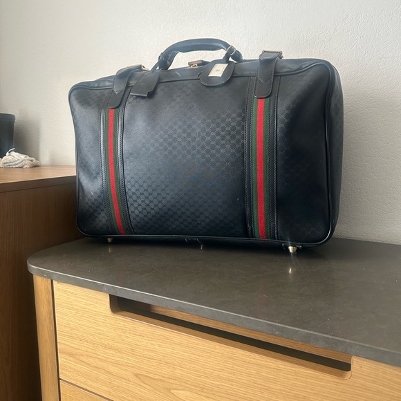 Gucci luxury Checkered Suitcase - Picture 15 of 16